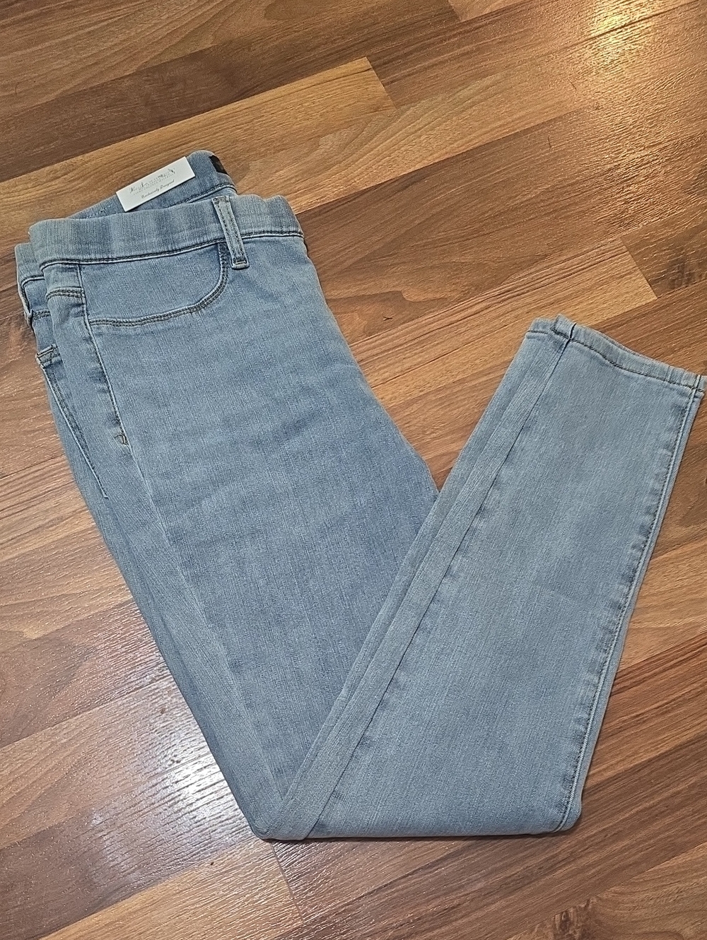 NWT Judy Blue Pale Blue Women's Pull On Skinny Jeans